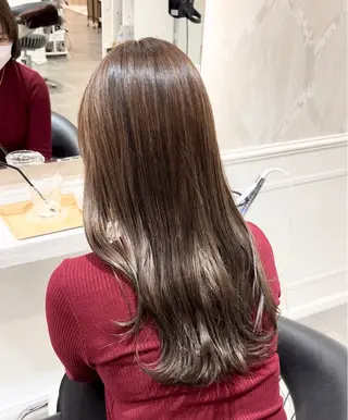 ロング 美容室 DEBUT所属・城崎 紗のヘアスタイル