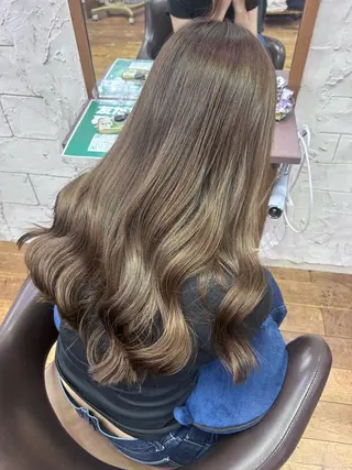 ロング MIZUKI PEQSSのヘアスタイル