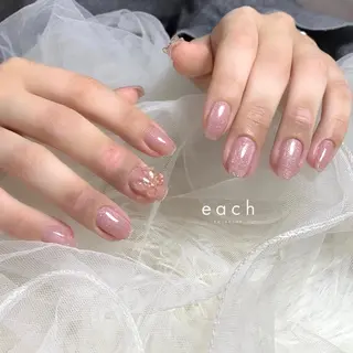 ネイル each Hibikiのネイルデザイン