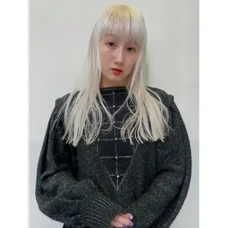 ミディアム カラー SALOWIN所属・ブリーチ✍️ ボブ✨レイヤーのヘアスタイル