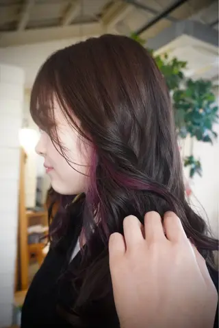 カラー momb所属・杉浦 姫菜のヘアスタイル