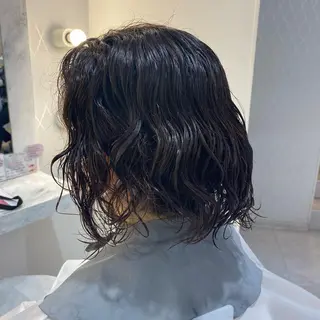 ミディアム 三好 涼華のヘアスタイル