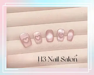 ミディアム H3 ネイル サロンのネイルデザイン