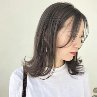 ミディアム カラー ANNA /艶髪/ハイトーンのヘアスタイル