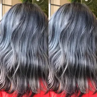 セミロング カラー Hanna by W_SALONのヘアスタイル