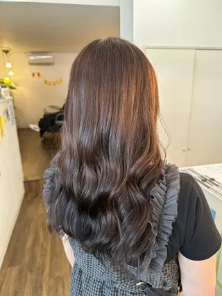 ロング カラー Ve-nus 神辺店所属・櫻井 遥のヘアスタイル