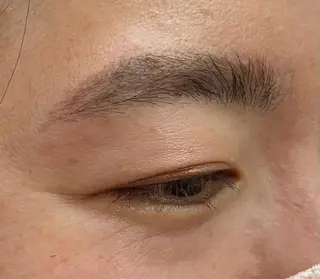 アイブロウ DEST所属・吉野 瑳桜のヘアスタイル