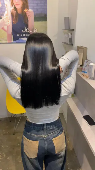 セミロング カラー ✂似合わせカット 🦋カラーみやび🪽のヘアスタイル