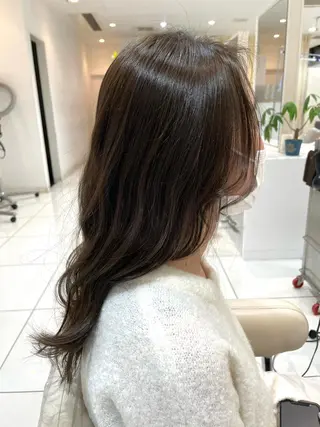 ロング カラー JERICHO HAIR所属・河野 由佳の眉毛・アイブロウイメージ