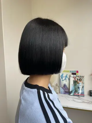 ショート カラー ayaka🌹 艶カラー&小顔カットのヘアスタイル