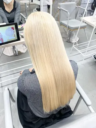 ロング カラー qulim所属・前橋 姫奈のヘアスタイル