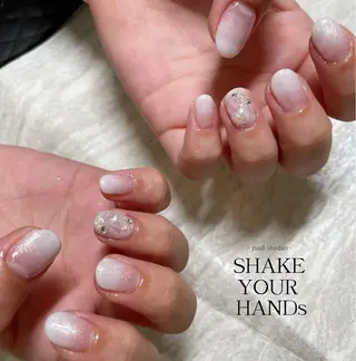 ネイル ネイルスタジオ シェイクユアハンズのネイルデザイン