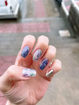 ミディアム nailsalon mur.のネイルデザイン