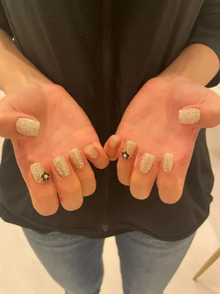 ネイル 束感まつ毛/ネイル/ LED♥KIRARAのマツエク・マツパデザイン