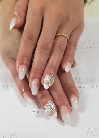 ネイル Angelica ネイリストのネイルデザイン
