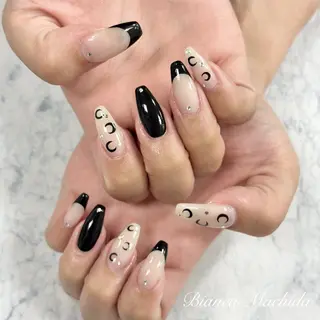 ネイル Bianca👼🏻 OIKAWAのネイルデザイン