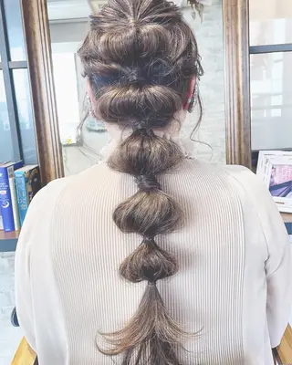 ロング ヘアアレンジ Calenda/ パーソナル美髪サロンのヘアスタイル