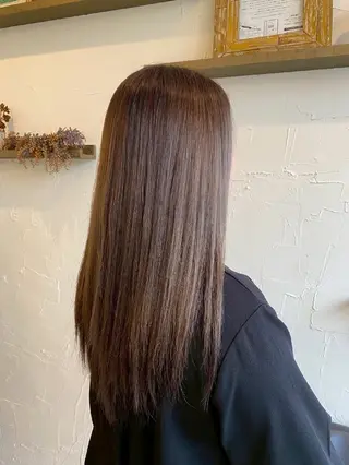 ロング 吉田 彩のヘアスタイル