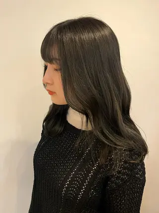 ロング フクシママユ / 柔らかカラーのヘアスタイル