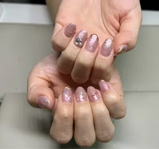 ネイル コウ ヨウのネイルデザイン