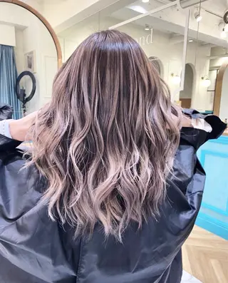 ロング salowin 原宿 aroa所属・韓国／ハッシュカット ／透明感カラー／金野のヘアスタイル