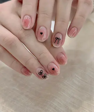 ネイル RAFFINE 月🦋🩵のネイルデザイン