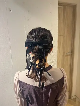 セミロング ヘアアレンジ 艶カラー/ ストレート/くるみのヘアスタイル