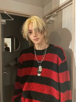 ミディアム 深澤 帆乃のヘアスタイル