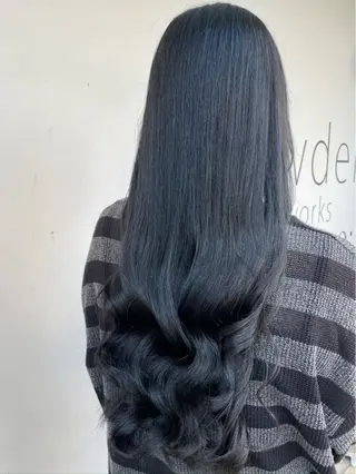 ロング 松田 玲亜琉のヘアスタイル