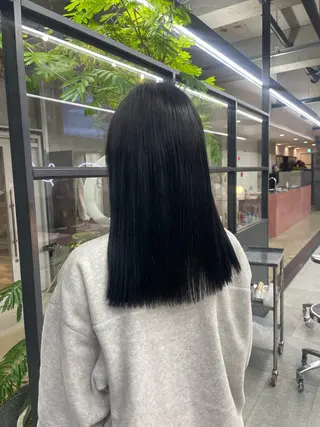 ロング 鈴木瑛里／ブロンド ベージュ／男女のヘアスタイル