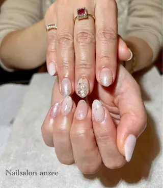 ミディアム ネイル sp anzeeのネイルデザイン