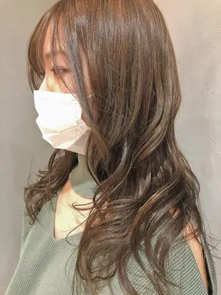 セミロング カラー 圧倒的透明感カラー nana🦕のヘアスタイル