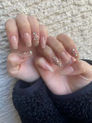 ロング カラー ヘアアレンジ キッズ ネイル マツエク・マツパ アイブロウ 福田 加奈のネイルデザイン