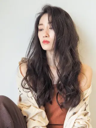 ロング カラー ブリーチ/ヘアケア/ 艶髪/イギチハルのヘアスタイル