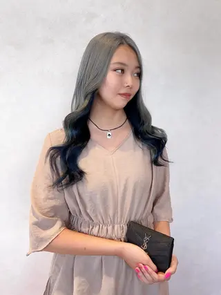 カラー nehus nagaoka所属・🖤複雑履歴ブリーチ Mizuki 🖤のヘアスタイル