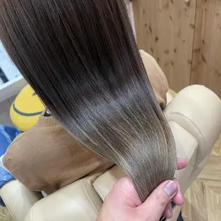 ショート カラー パーマ ヘアアレンジ メンズ キッズ ネイル マツエク・マツパ Saffyハリウッド トリートメント◎のヘアスタイル