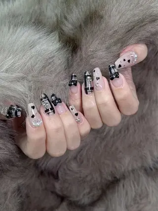 ネイル グロー ネイルのネイルデザイン