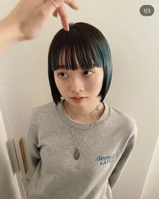 ミディアム カサイ シオンのヘアスタイル