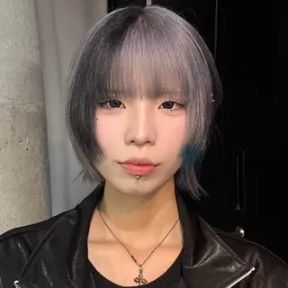 ミディアム カラー ✨ブリーチ支持No1 複雑履歴修正/舘岡のヘアスタイル