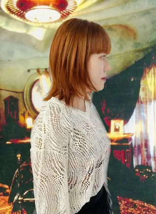 ミディアム Haco＋所属・ウルフ/レイヤー Miinaのヘアスタイル