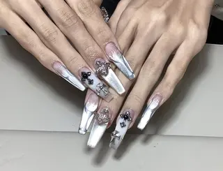 ネイル 🍑 momo_nailのネイルデザイン