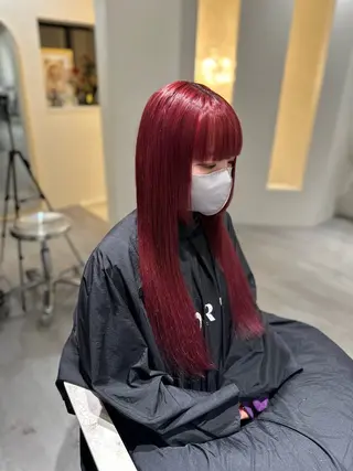 ロング ブリーチカラー AYANEのヘアスタイル