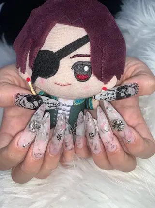 ネイル NES NAIL所属・さゆり￤推しキャラ ￤ロングネイル🩷のネイルデザイン