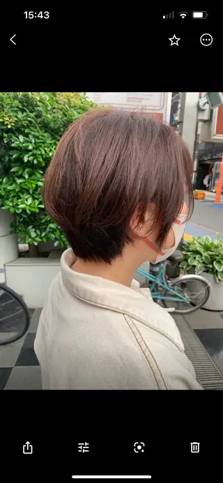 ショート カラー 高松 歩のヘアスタイル