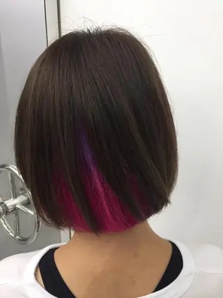 ショート カラー 岩崎 裕司のヘアスタイル