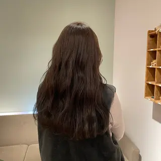 ロング カラー 上村 七海のヘアスタイル