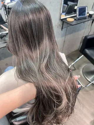 ロング カラー 透明感カラー ✨ 韓国艶髪💗菅原のヘアスタイル