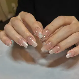 ネイル ⠀ loggy.のネイルデザイン