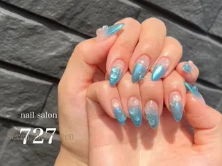 ネイル 727 nailのネイルデザイン