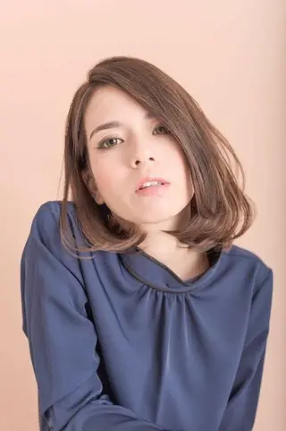 ミディアム ジャスミン　PETZ所属・ショート＆ボブ ヒロシのヘアスタイル